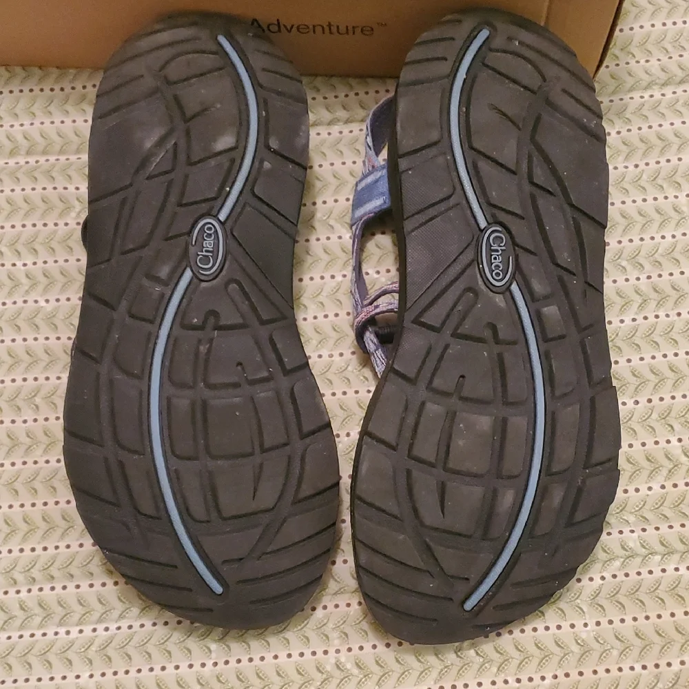 Chaco's Zcloud‎ 2 Stylish Women's Sandals in Black and Laced Agua